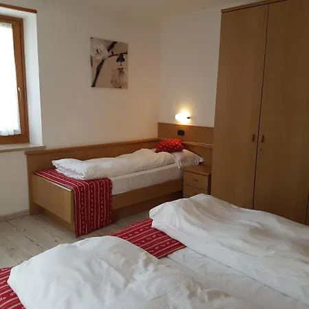 Ciasa Alpina Relax 호텔